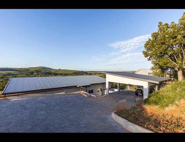 4 BEDROOM FREESTANDING FOR SALE IN ZINI RIVER ESTATE